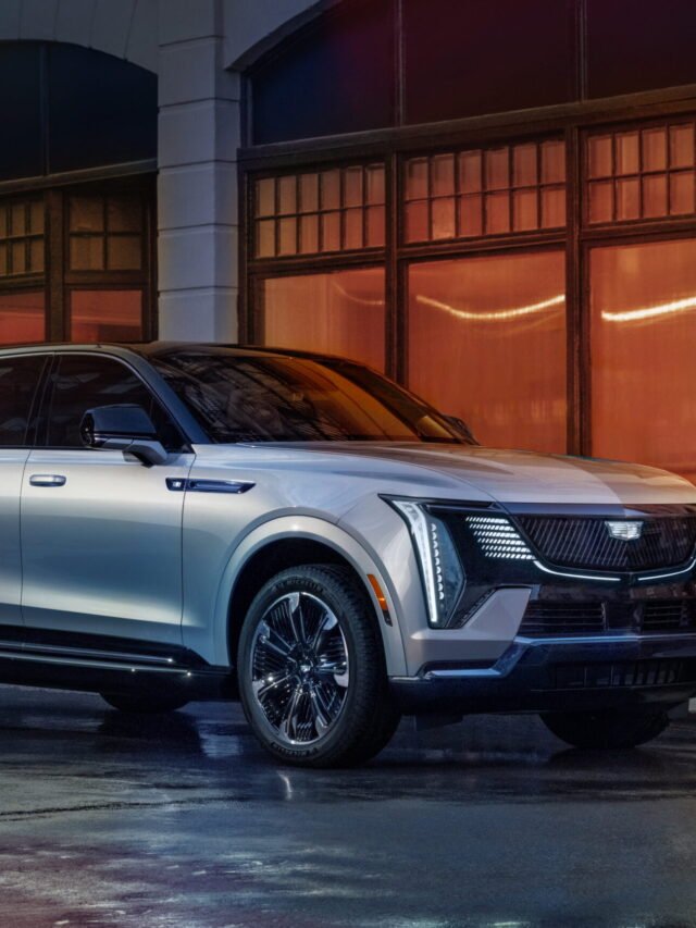 2025 Cadillac ESCALADE IQ Sport